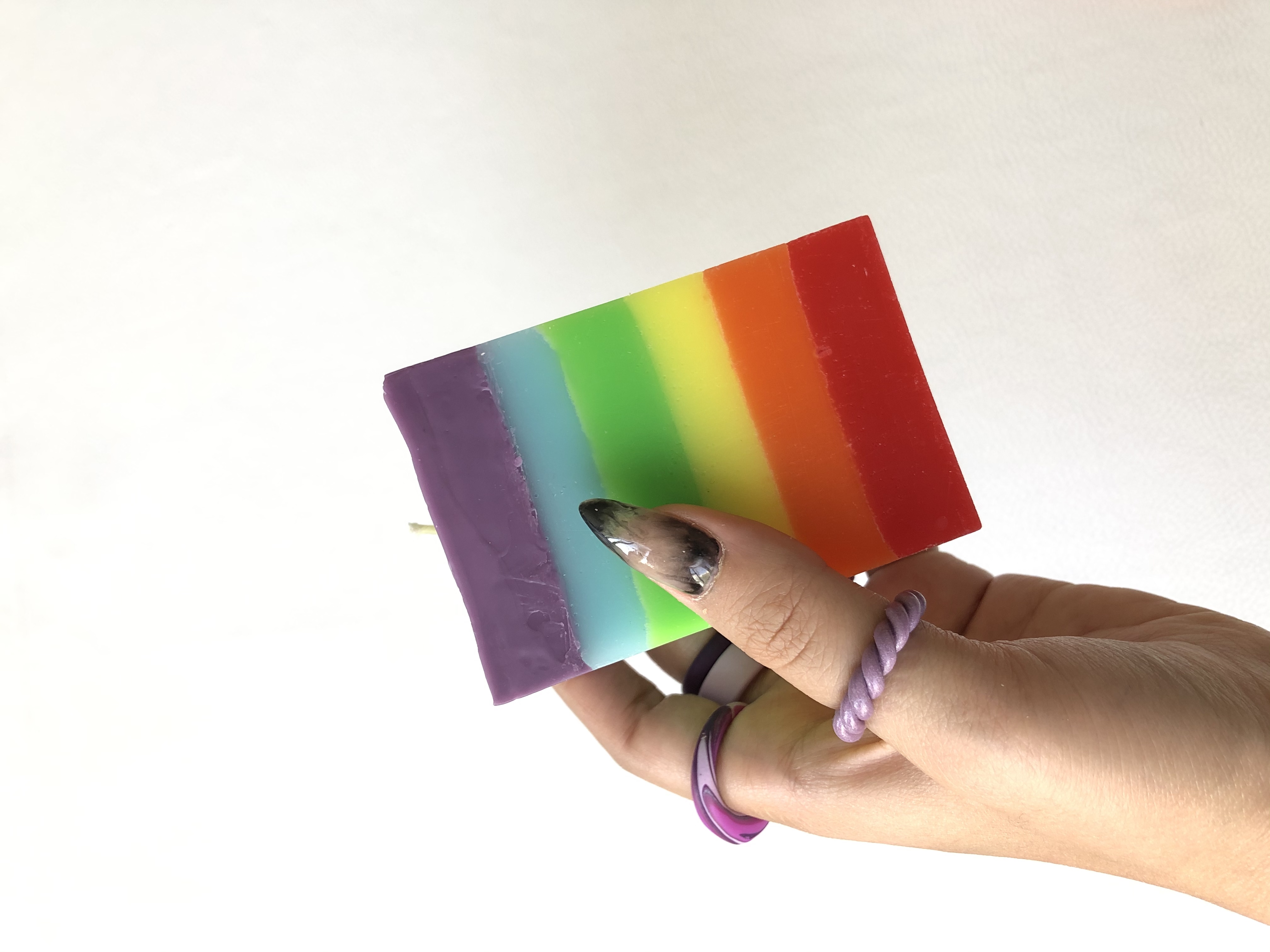 شمع رنگین کمانی