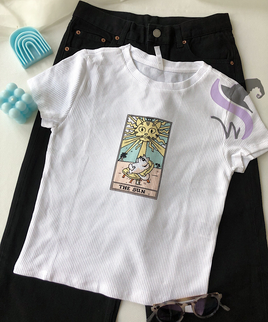 تیشرت گربه سفید