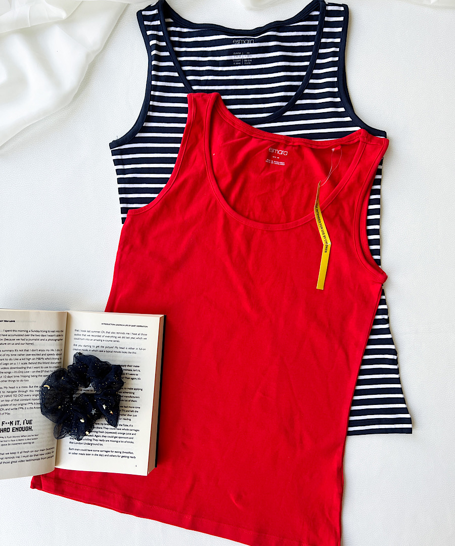 تاپ قرمز اسمارا