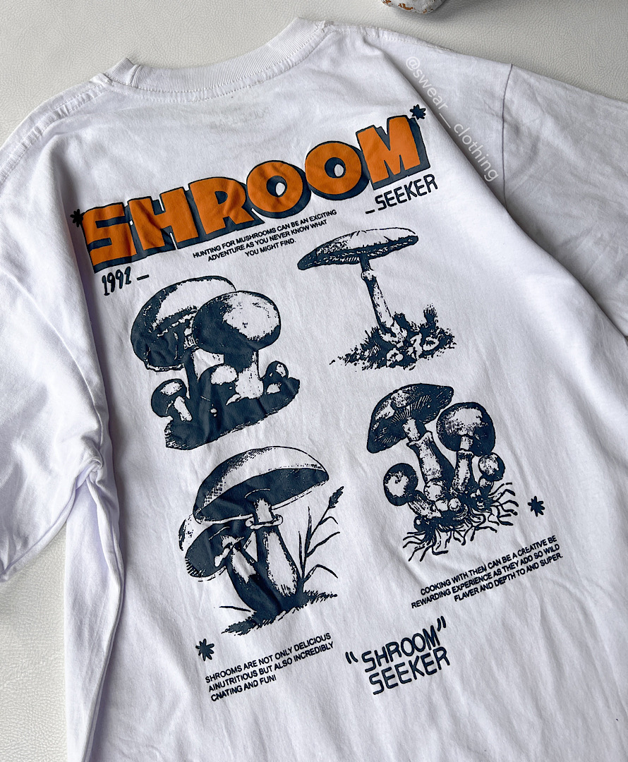 تیشرت pull&bear سفید طرح قارچ