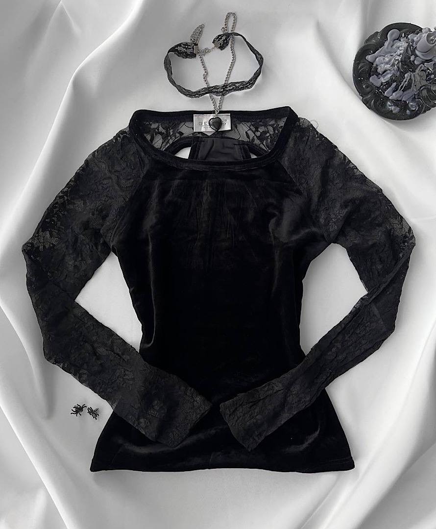 بلوز مخمل آستین گیپور گاثیک