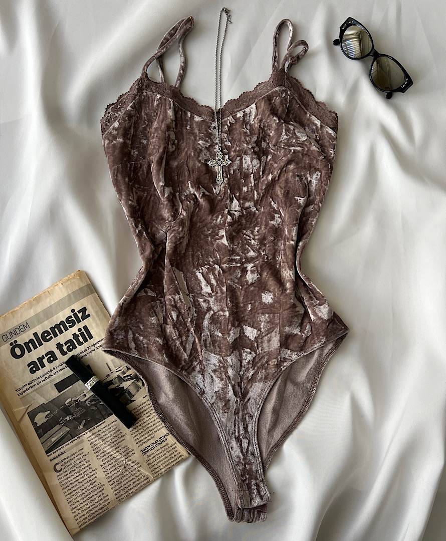 بادی مخمل نسکافه ای