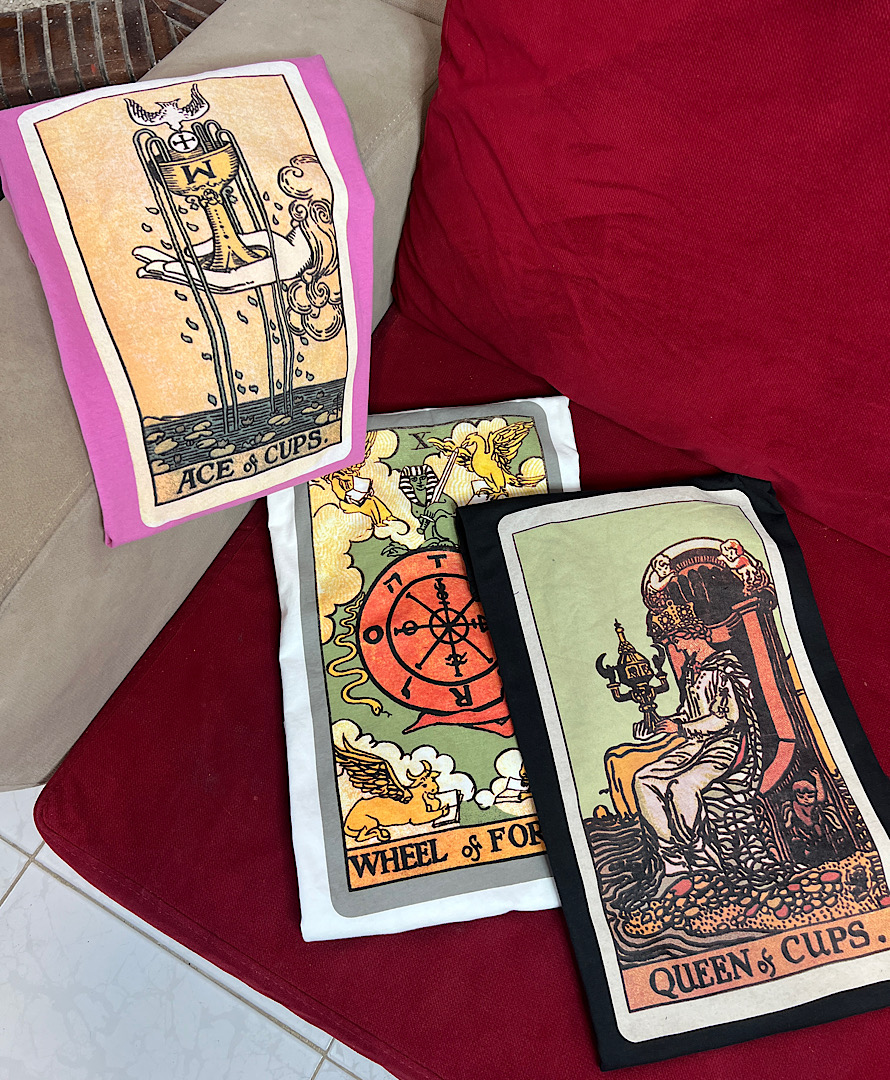 تیشرت تاروت